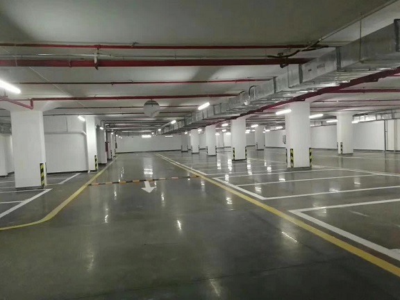 金剛砂+混凝土密封固化劑，打造超耐磨地坪！